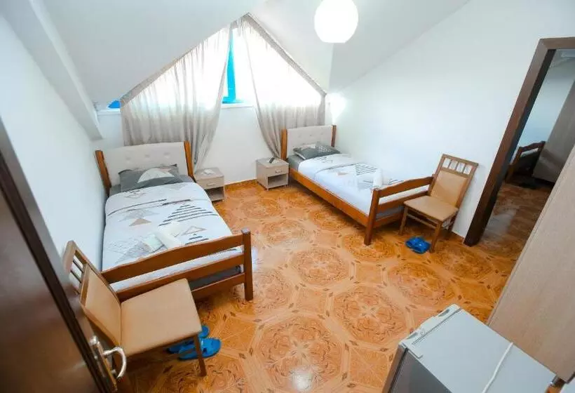 Hotel Ambasador
