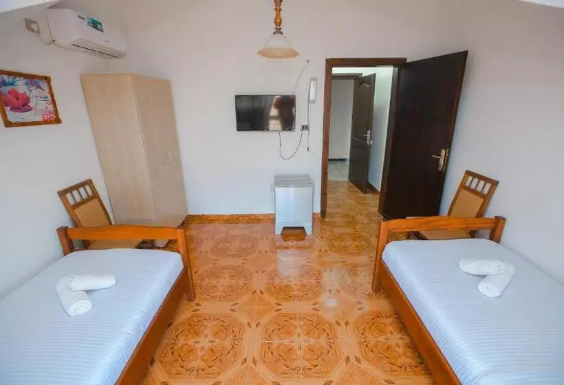 Hotel Ambasador