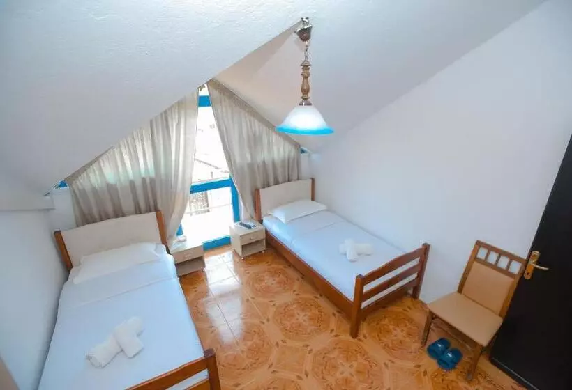 Hotel Ambasador
