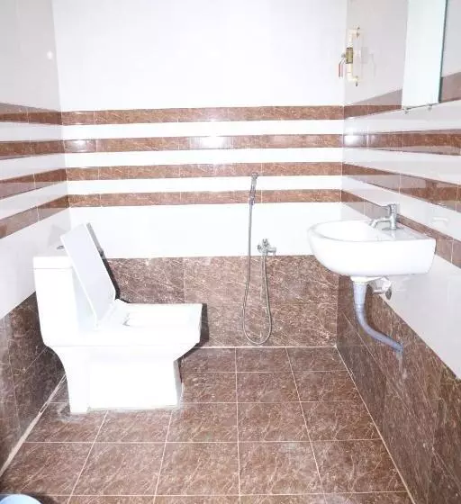 Hotelli Anand Grand And Lodge