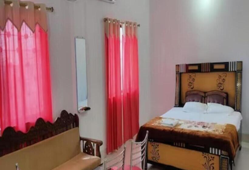 Hotel Goroomgo Nalanda Guest House