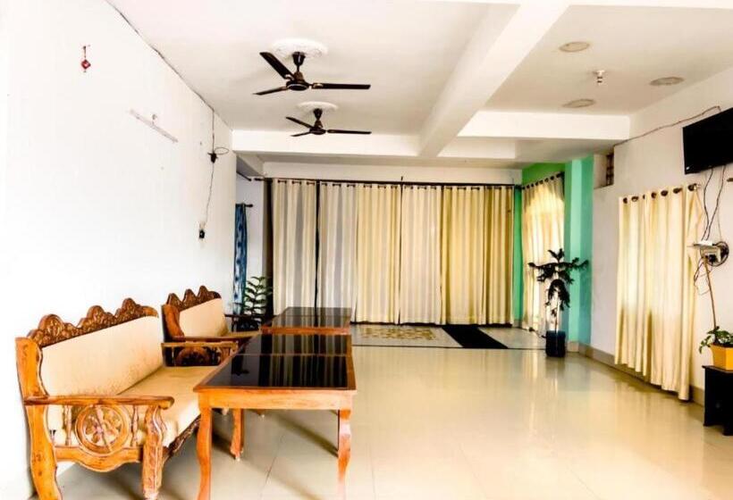 Hotel Goroomgo Nalanda Guest House