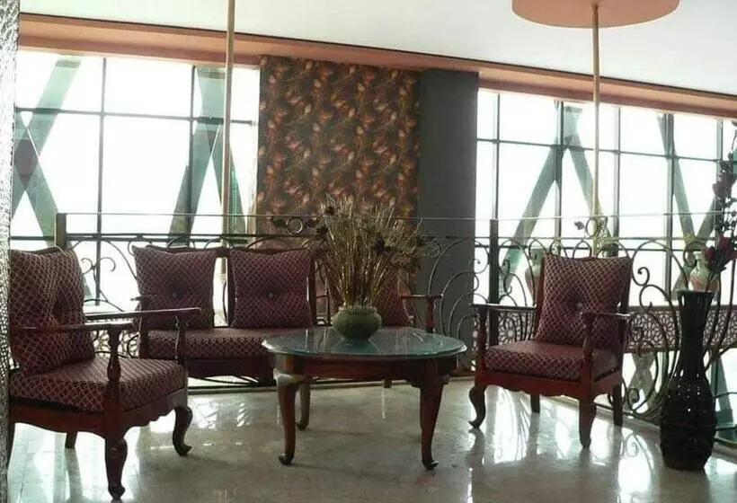 هتل Hôtel Lina