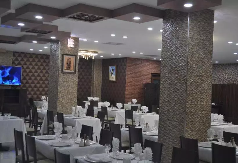 هتل Hôtel Lina