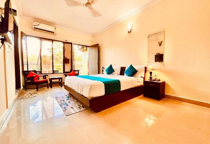 Hotel In Goa Near Beach
