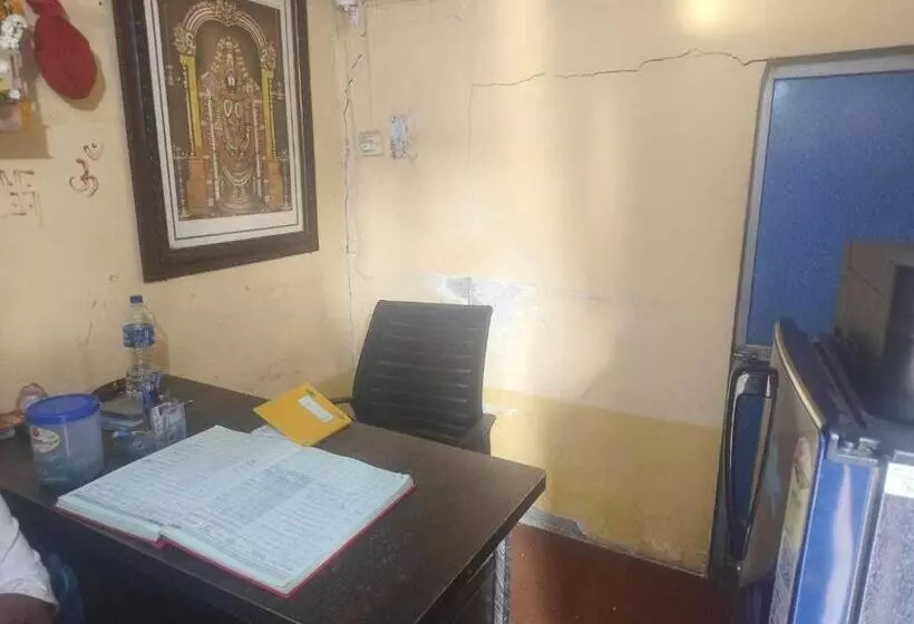 ホテル O Sai Palace