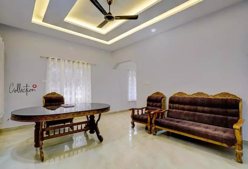 ホテル Oyo Thaikkattukara Residency