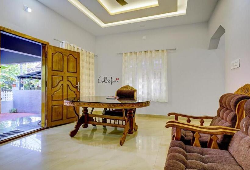 Hotel Oyo Thaikkattukara Residency