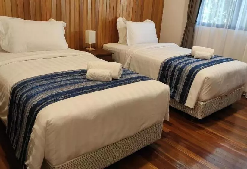 Mamutik Island Resort