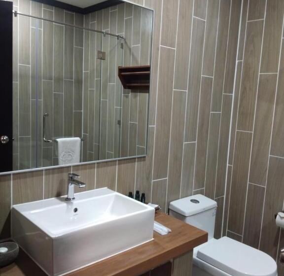 Mamutik Island Resort