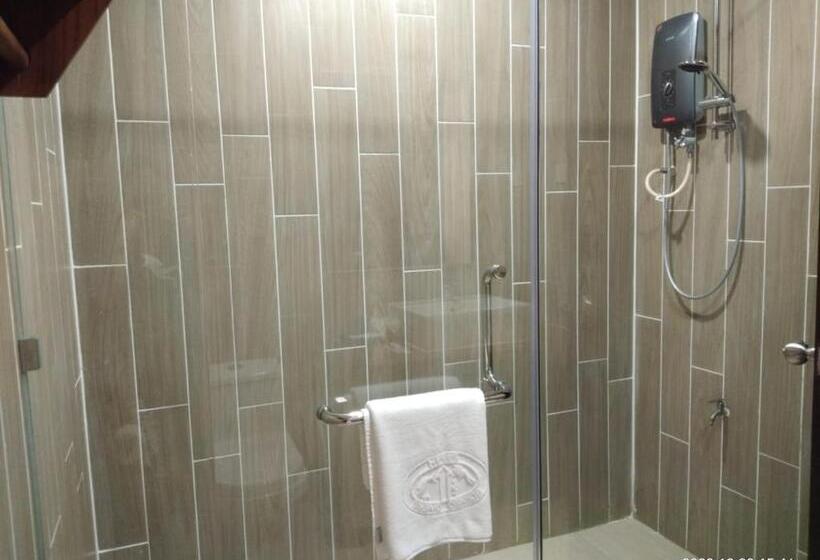 Mamutik Island Resort