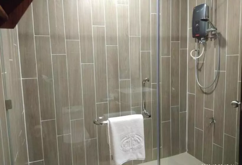 Mamutik Island Resort