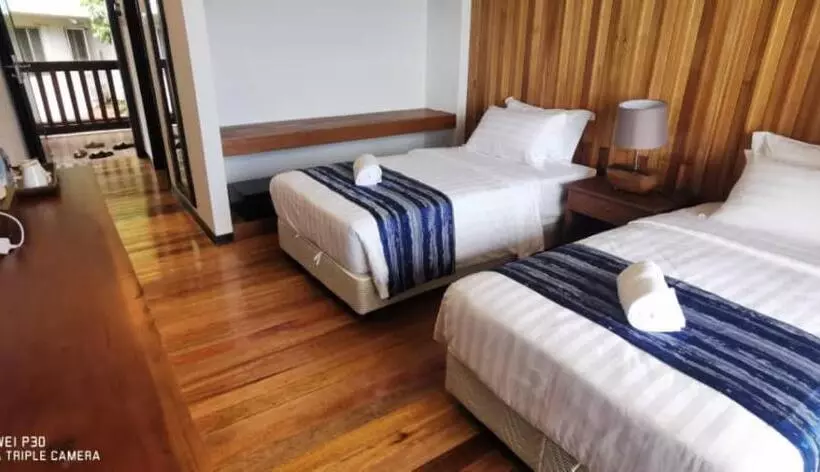 Mamutik Island Resort