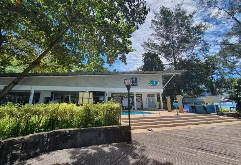 Mamutik Island Resort