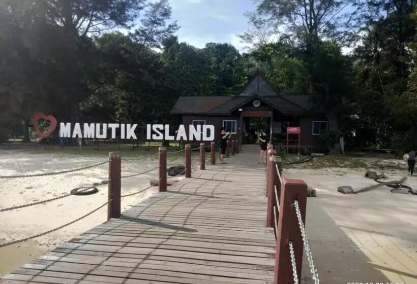 Mamutik Island Resort