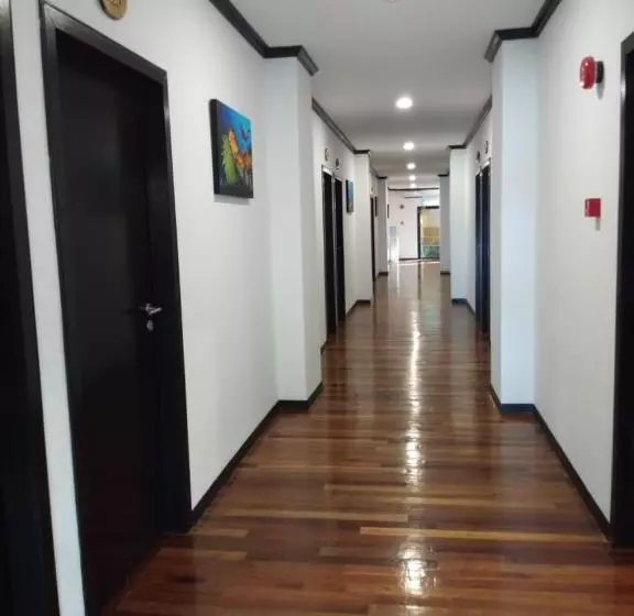 Mamutik Island Resort