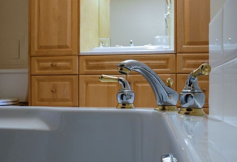 汽车旅馆  Prospectors Inn