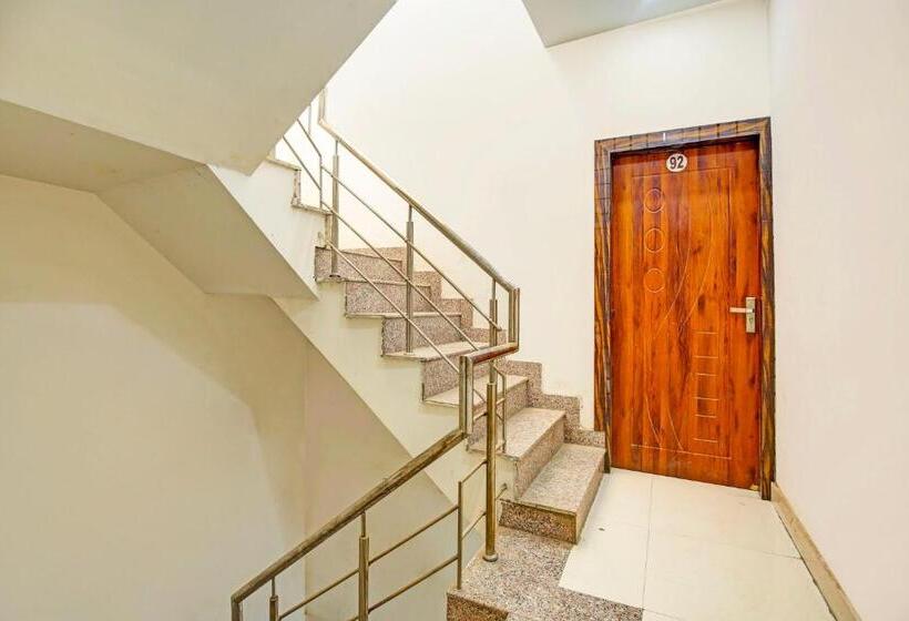 Town House Cafe And Hotel, Kurukshetra