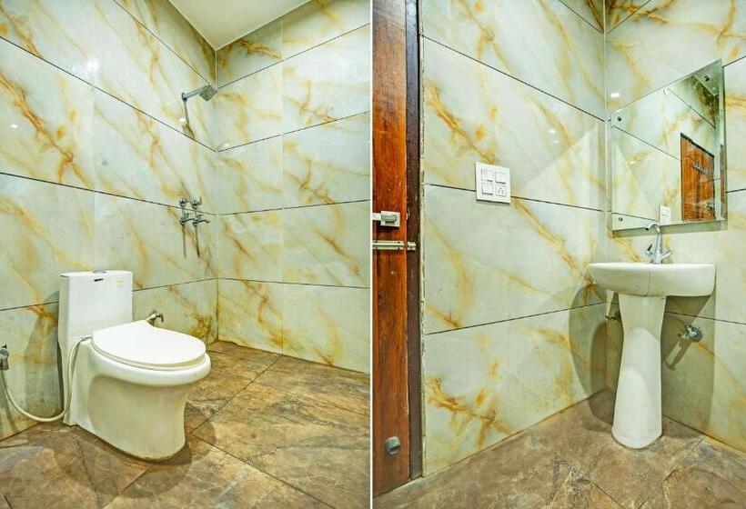 Town House Cafe And Hotel, Kurukshetra