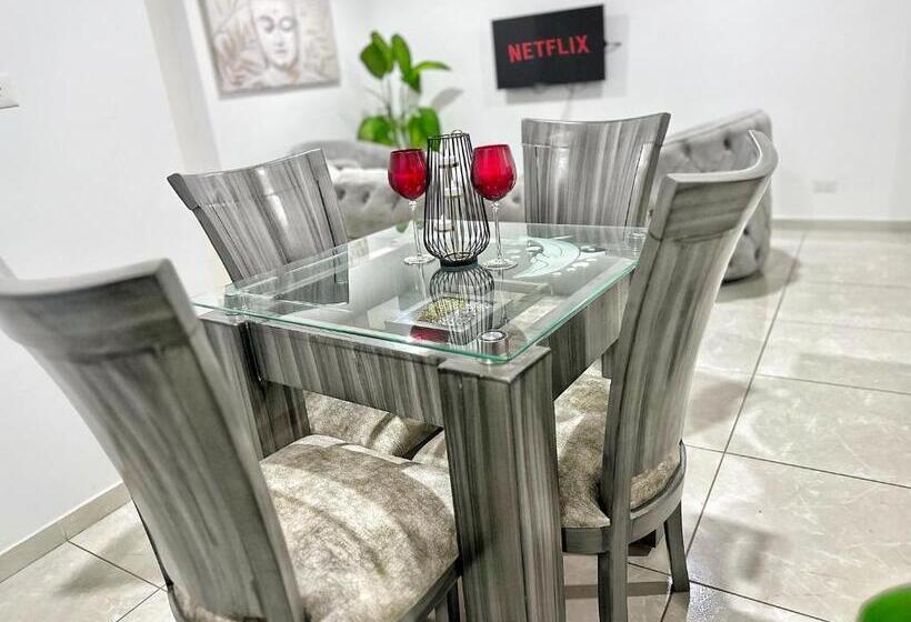 Pension Habitación Deluxu Con Piscina