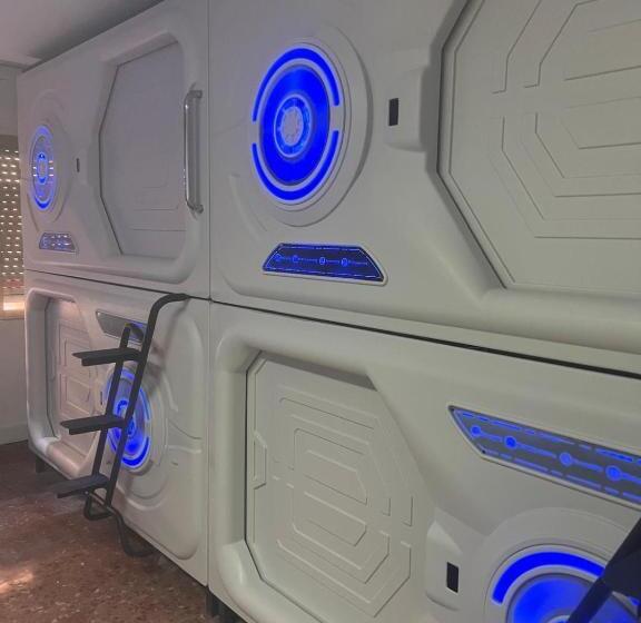 پانسیون Just Hostel Capsules