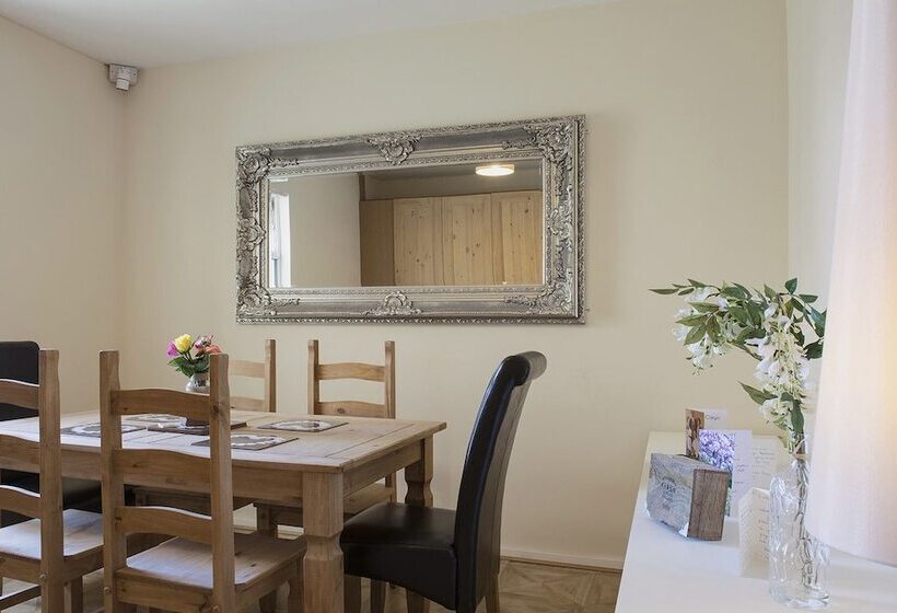 ベッドアンドブレックファースト Cargo Cafe Apartments