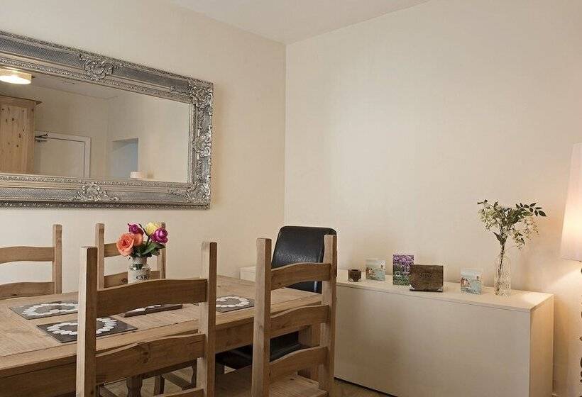 ベッドアンドブレックファースト Cargo Cafe Apartments