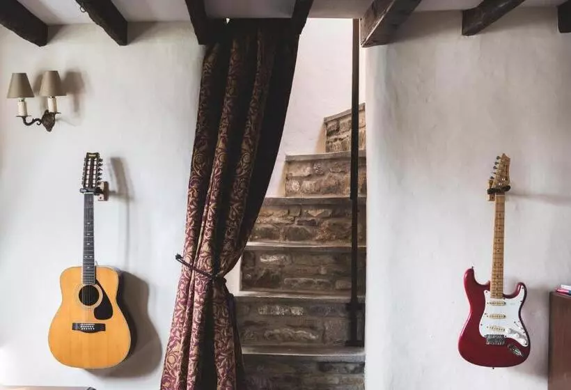 Bed and Breakfast Trevigue Farm