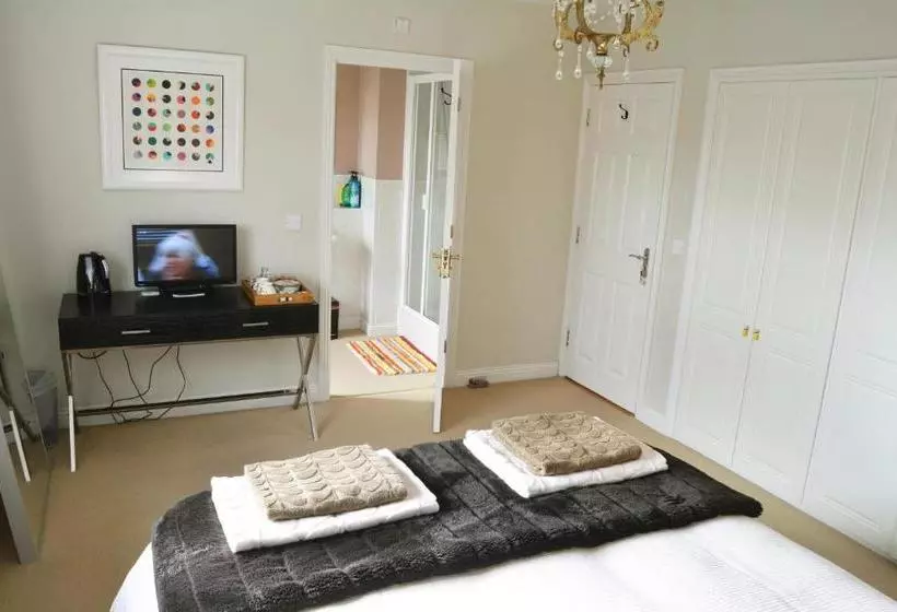 Bed and Breakfast Walton Crescent