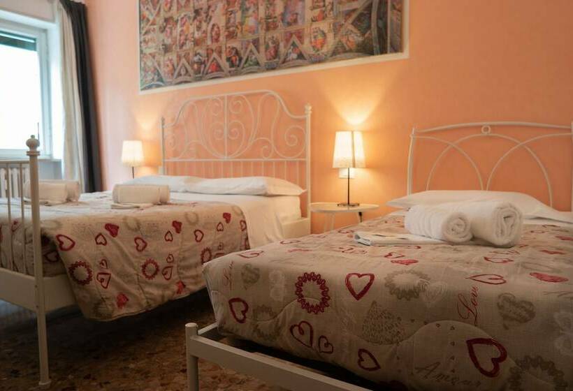 هتل Forever Rooms