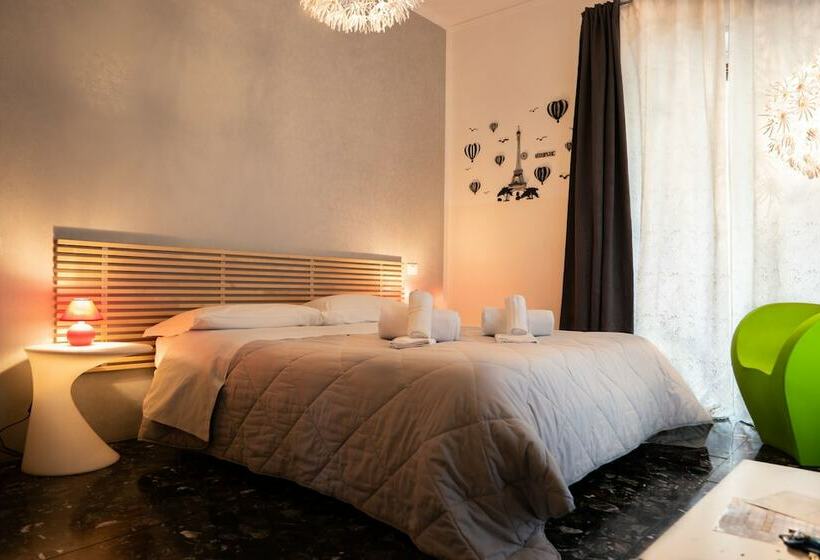 هتل Forever Rooms