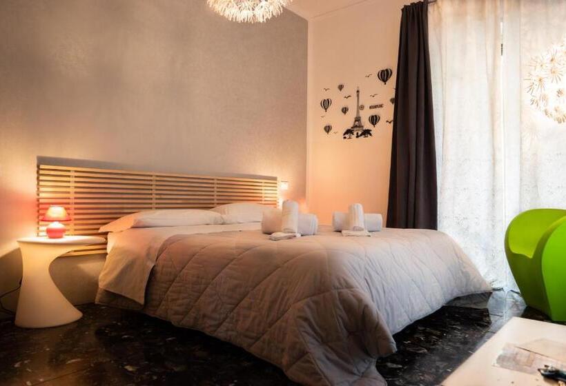 هتل Forever Rooms