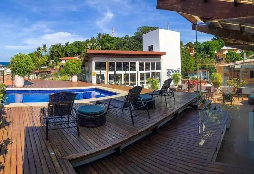 Hotelli Cristal Pousada