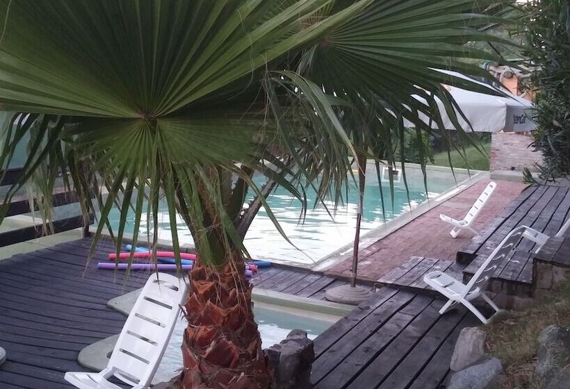 Hotel Marina Punta Colorada