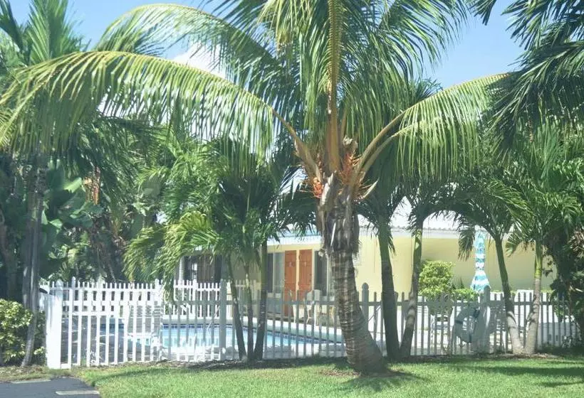 ホテル Pelican Place