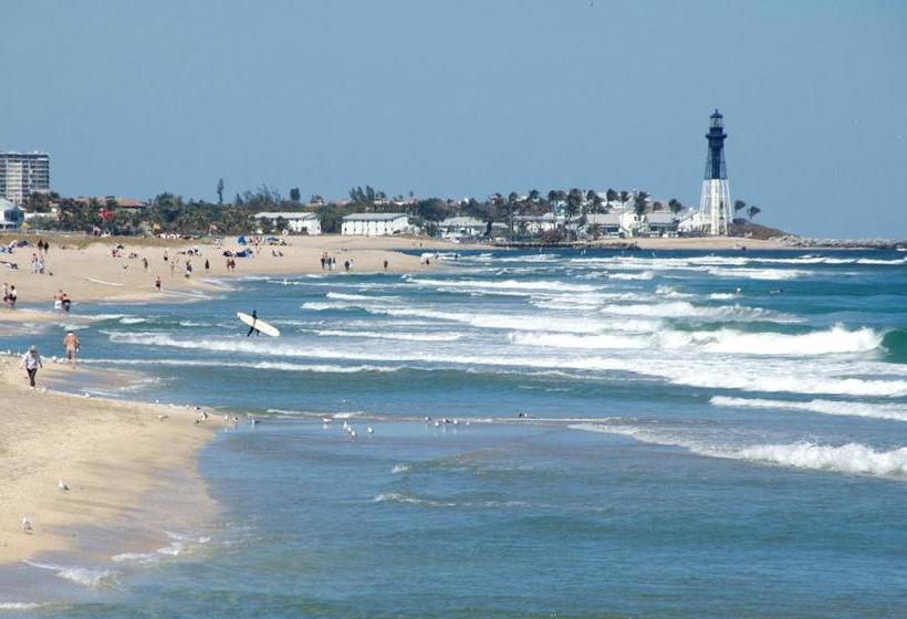 فندق Pelican Place