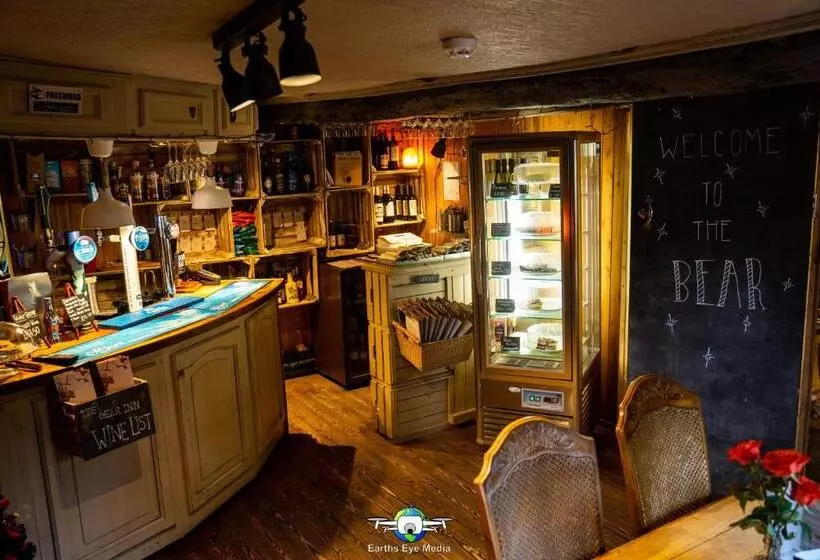 ホテル The Bear Inn
