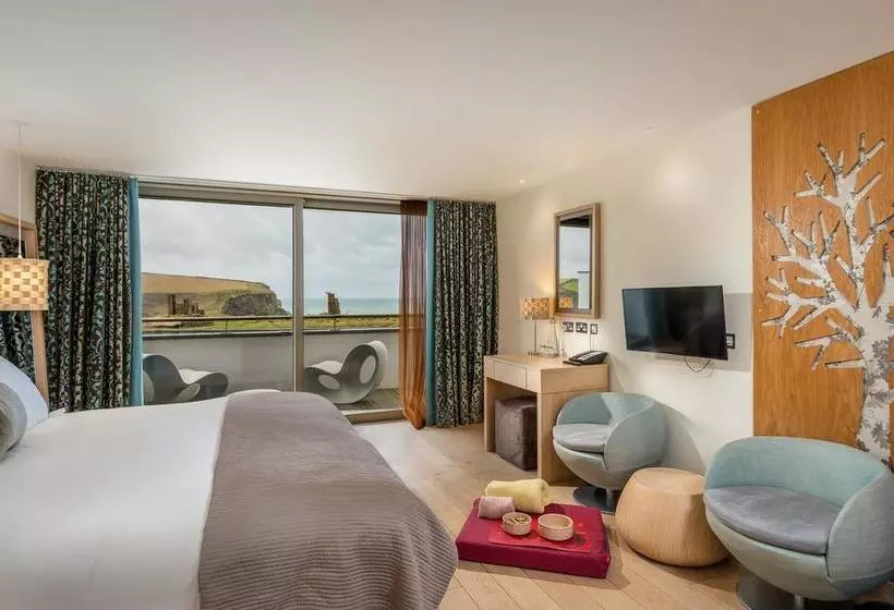 Hotel Scarlet