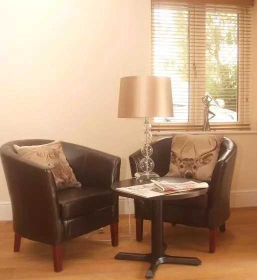 Hotelli Woodhouse Farm Lodge