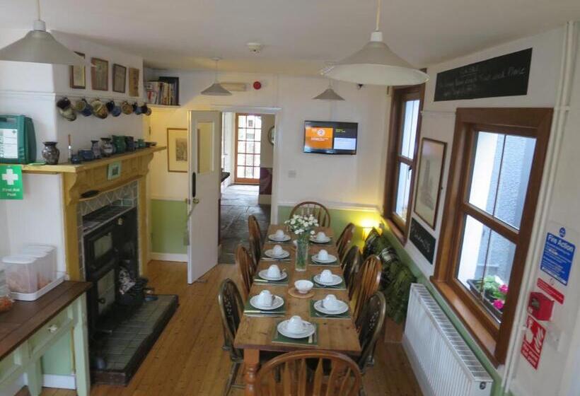 مبيت وإفطار Mair S