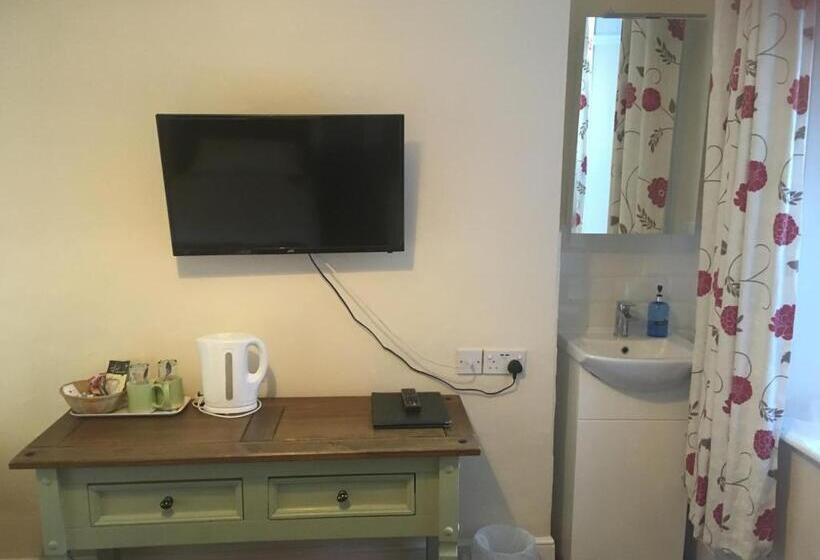 مبيت وإفطار Mair S