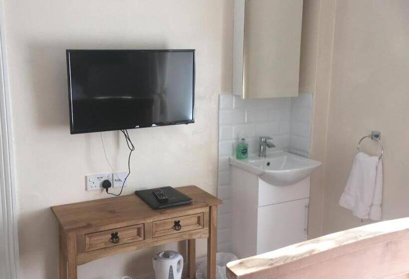 مبيت وإفطار Mair S