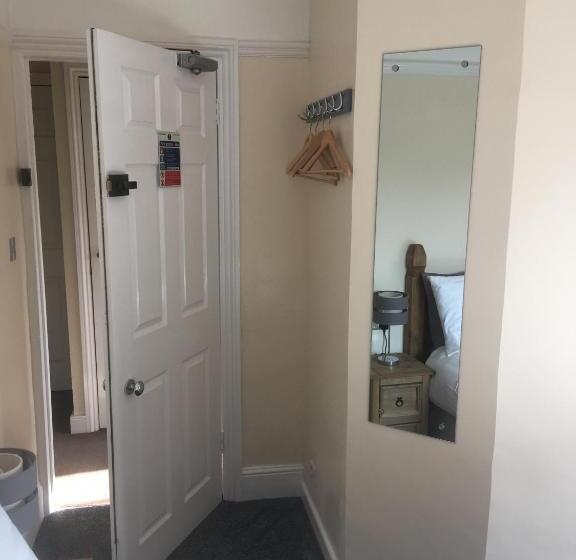 مبيت وإفطار Mair S