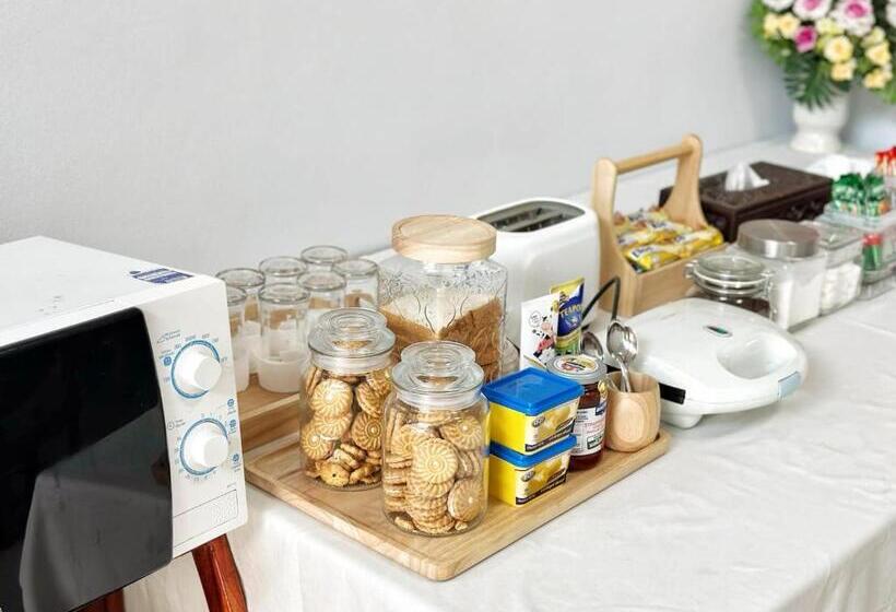 Vandrarhem ปัวปันสุขโฮม