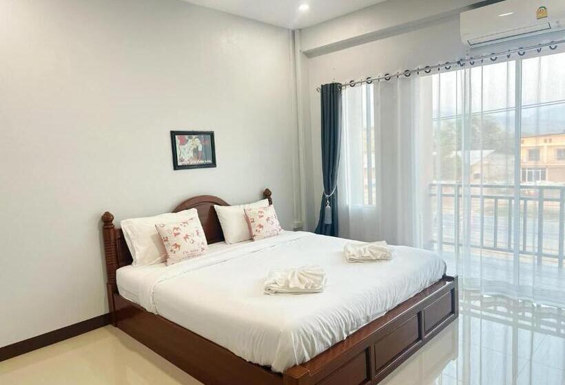 Vandrarhem ปัวปันสุขโฮม