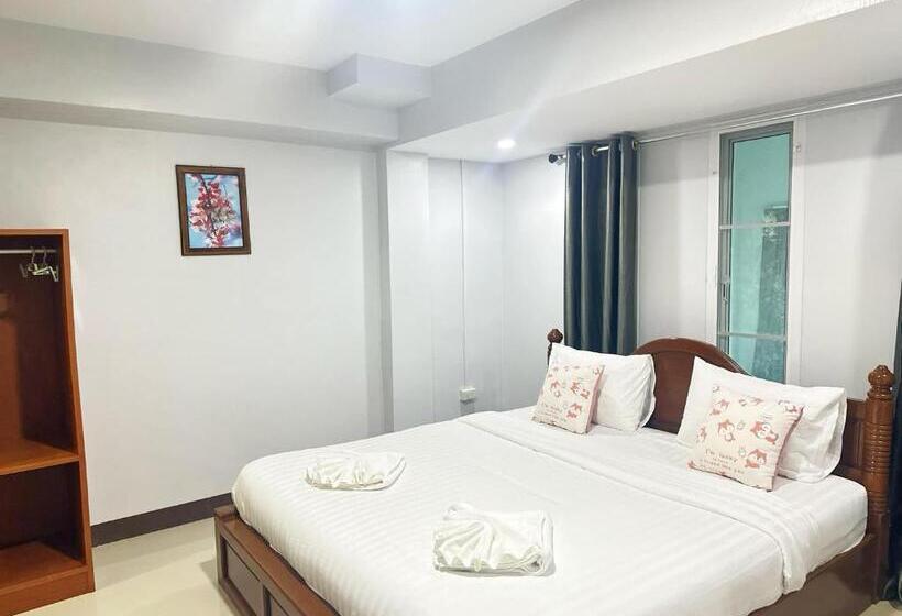 Vandrarhem ปัวปันสุขโฮม