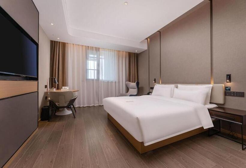 Atour Hotel Zhijiang Bridge