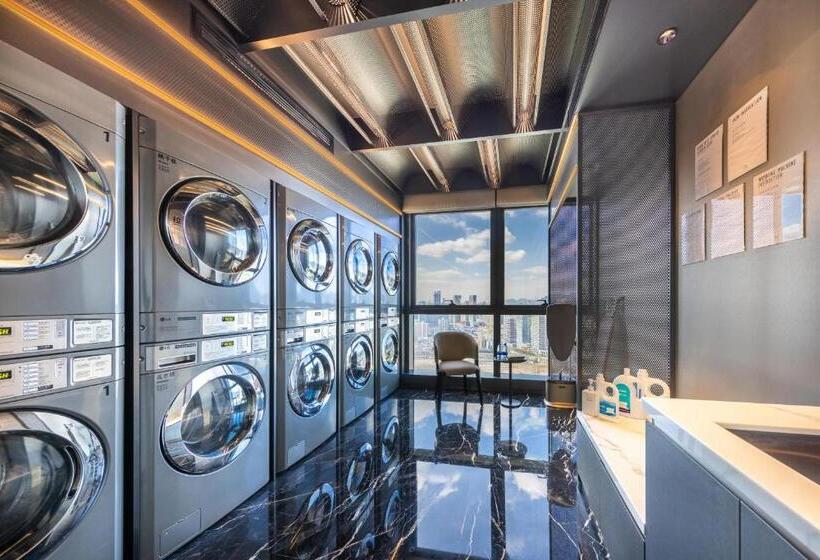 Atour S Hotel Shenzhen Luohu Clams