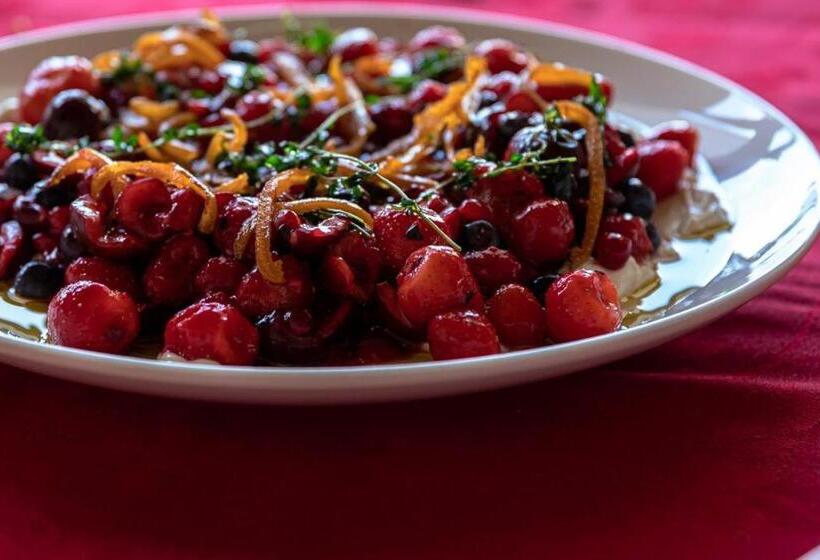 住宿加早餐  Auberg Inn