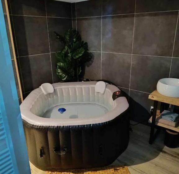 مبيت وإفطار ô Plaisir ô Désir